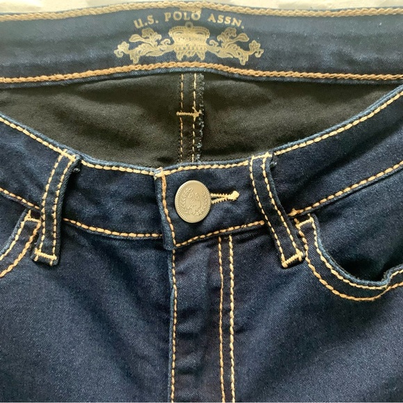 U.S. Polo Dark Wash Women’s Jeans Size 6 - Picture 4 of 8